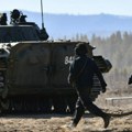 Rat u Ukrajini: Eksplozije u Kijevu, Poljska podigla avijaciju; Šikorski upozorava: Ruski napad na NATO i EU vrlo verovatan