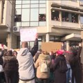 Ispred Skupštine Novog Sada održan protest studenata, pridružili im se i opozicioni odbornici