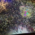 „To agresivno lupanje na vrata, povlačenje kvake i udaranje o zvono je trajalo tačno 15 minuta“: Ispovest napadnute…