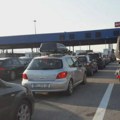 AMSS: Veće gužve na graničnim prelazima, autobusi na izlazu na prelazu Preševo čekaju sat vremena