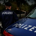 Srbin ubio ženu i teško ranio ćerku: Horor u Beču: Policija u stanu zatekla jeziv prizor, počinalac presudio sebi u automobilu…