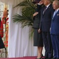 Tramp i Melanija stigli u Vindzor: Ovako su dočekani američki predsednik i prva dama (foto)