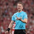 Norvežanin Espen Eskas sudi meč između fudbalera Brage i Crvene zvezde u LE