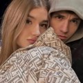 (Foto) Ćerka Goce Tržan na odmoru sa fudbalerom Partizana: Sa dečkom uživa u luksuznom hotelu i noćnom kupanju na bazenu