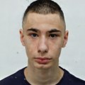 Nestao Slaven (15). Tinejdžeru se izgubio trag pre mesec dana u Splitu, policija moli za pomoć.