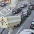 AMSS: Gužve na autoputevima i granicama, čekanje na Šidu i Batrovcima