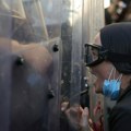 Evropa pred slomom: Iza zatvorenih vrata bukte svađe, na ulicama lomače, a diplomate ne kriju crne slutnje: Sledi trostruki…