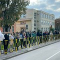 UŽIVO Izbori u Srbiji: Do 16h glasalo 56 odsto birača, palice u džipu kod prostorija SNS u Lazarevcu