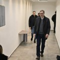 Vučić U štabu SNS-a: Predsednik će odavde pratiti izborne rezultate (Foto)