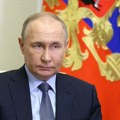 "Ja sam predsednikov vojnik": Putin sa liderom Krima - Sve diverzantske grupe su pohapšene