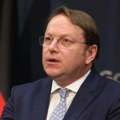 Varhelji: Svi u BiH moraju zajedno raditi da bi ispunili neophodne EU uslove