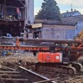 Zid se obrušio Na gradilište, odmah do mašina: Prve fotografije urušene kuće na Vračaru (foto)