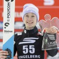 Svetski kup u ski skokovima: Nika Prevc ponovo pobedila u Vilahu
