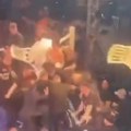 Brutalna masovna tuča tokom boks događaja! Publika upala u ring, nastala opšta "makljaža", letele i stolice