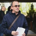 Vandalizovan automobil sina Dinka Gruhonjića u Novom Sadu