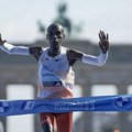 Atletika se poklonila legendi, sa 41 godinom oborio rekord maratona, jedan podatak predstavlja pravu istoriju
