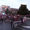 Građani u Kruševcu i Valjevu na protestima protiv nasilja