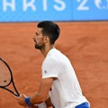 Novak igra prvi meč na Olimpijskim igrama u posebnim uslovima