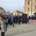 Mladi na protestu u Vranju poručili: „Ne tražimo raspust, tražimo ostavke“