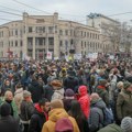 Studenti, uskliknimo s ljubavlju!