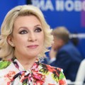 Zaharova o „bračnoj svađi“ Makronovih: Možda je to bila ruka Kremlja?