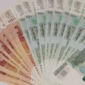 Uprkos ratu i sankcijama: Rublja trenutno najbolja svetska valuta