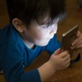 Zabranjeni mobilni telefoni u svim osnovnim i srednjim školama u Italiji