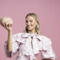 Kako pobeći od „buke u glavi“: Ko je Hejli Moris, gošća na Forbes Women‘s Summit-u