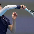 Siner predao meč: Povredio koleno, ne brani titulu u Šangaju