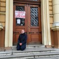 Roditelji đaka Jovine gimnazije: Direktor Radivoje P. Stojković krije diplome pojedinih profesora