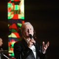 "Deda, ne daj se" Miroslavu Iliću su unuci najveća podrška, pevač priznao: "Ja moj brod uvodim u luku"