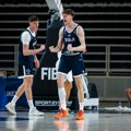 Mučenje, pa dominacija! Srbija srušila Slovačku na startu U18 Evropskog prvenstva: Na tribinama i Predrag Danilović, gledao je…