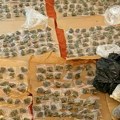 U stanu u Beogradu nađeno 659 paketića marihuane, uhapšen mladić