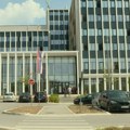 Saslušane majke maloletnih devojčica u postupku protiv stranog državljanina. Naredno ročište zakazano za deveti septembar