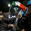 Desetine hiljada ljudi demonstrira širom Italije, proglašen generalni štrajk