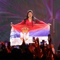 Dragana Mirković spremna da napravi spektakl u Novom Sadu! Pevačica nastavlja turneju za koju se traži karta više, prvi…