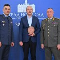 Vojne uniforme u Gradskoj kući Đurić primio pitomce i oficire Škole nacionalne odbrane „Vojvoda Radomir Putnik"