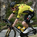 Малер данског бициклисте: Вингегор пребачен у болницу после несреће у трци у Баскији