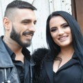 " Ja ne mogu da se borim sa tim": Barbara Bobak se javno obratila Darku Laziću nakon raskida - Pevačica otkrila u kakvim je…