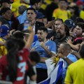 Fudbaleri Urugvaja se tukli na tribinama - Nunjes nokautiran! VIDEO