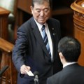 Japanski premijer podneo ostavku Ovo je razlog