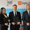 Uručeni ključevi stana i automobila dobitnicima igre "Uzmi račun i pobedi"