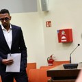 Navijači Bajerna oterali legendu: "Odj*bi, nasilniče!"