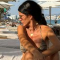 "Počeću da preskačem i decu i večeru" Naša voditeljka (50) se skinula u bikini i otkrila pravu realnost: Kasno dobila ćerku, a…