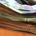 Пензионерима од данас по 20 евра, осталим грађанима у среду и четвртак
