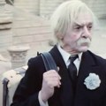 Био забрањена љубав Неде Арнерић и у 80. добио ћерку: Тајне глумца из "Сабирног центра", жена му била млађа од сина