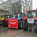 Euractiv u Briselu na protestu poljoprivrednika: Centar grada paralisan, traktori stigli do središta institucija EU
