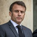 Šamar Makronu iz Pariza: Opozicija okrenula leđa francuskom predsedniku zbog Ukrajine