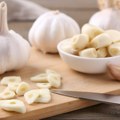 Proverite da li grešite: Evo kada beli luk treba dodati u jelo za najbolji ukus