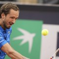 Moćni Medvedev u četvrtfinalu – Amerikanac u čudu: „Agresivniji je od Federera“
